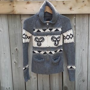 TNA LAMBS WOOL SWEATER